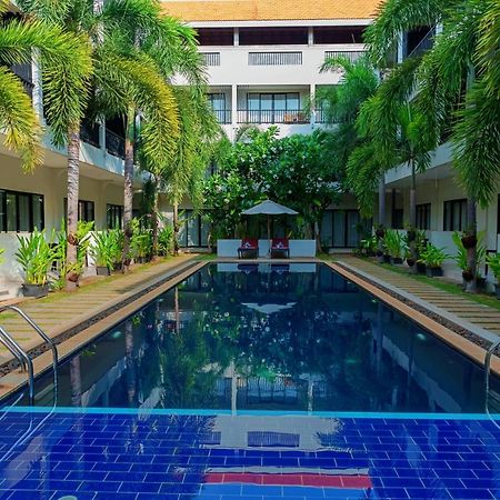 New Riverside Hotel سيام ريب المظهر الخارجي الصورة