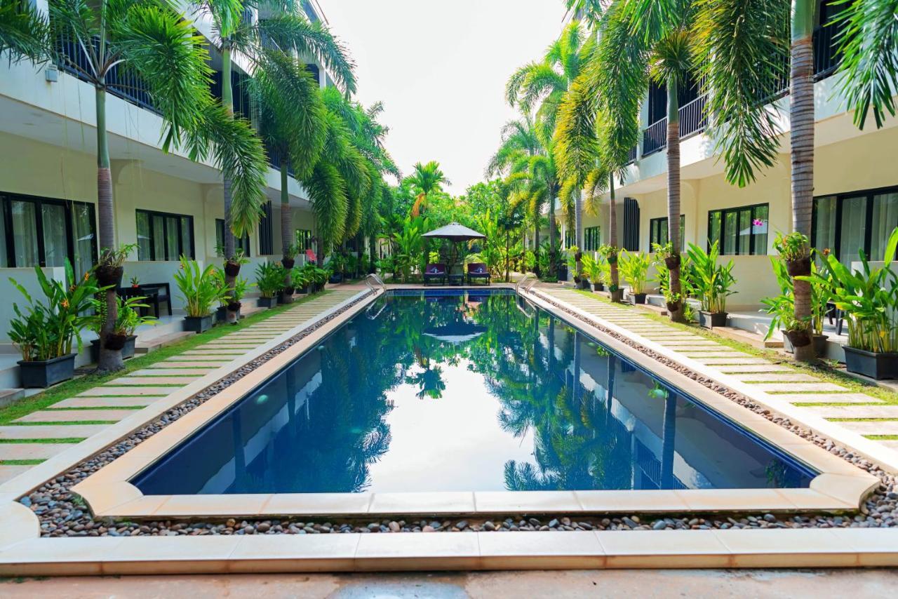 New Riverside Hotel سيام ريب المظهر الخارجي الصورة