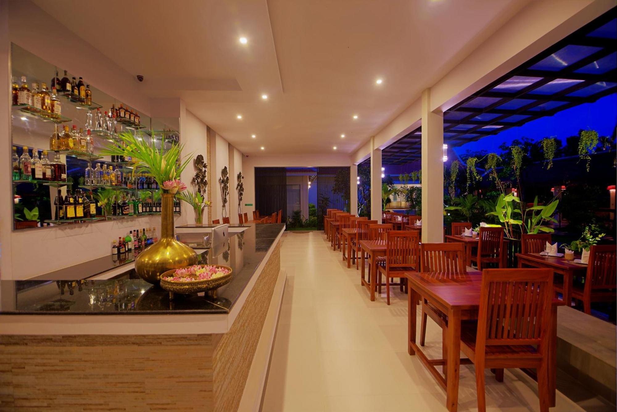 New Riverside Hotel سيام ريب المظهر الخارجي الصورة